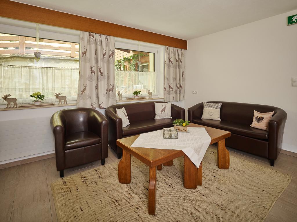 Appartement Gaestehaus Bergkristall Solden Luaran gambar