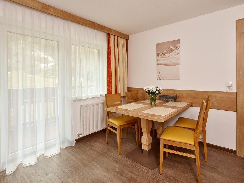 Appartement Gaestehaus Bergkristall Solden Luaran gambar